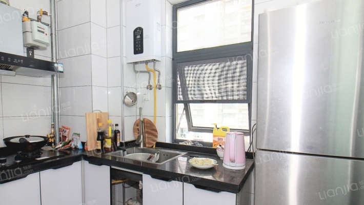 荣邦二期  精装一室  户型方正-厨房