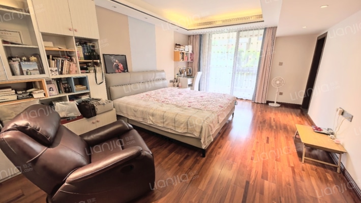 中海凯旋城一期二手房实景图