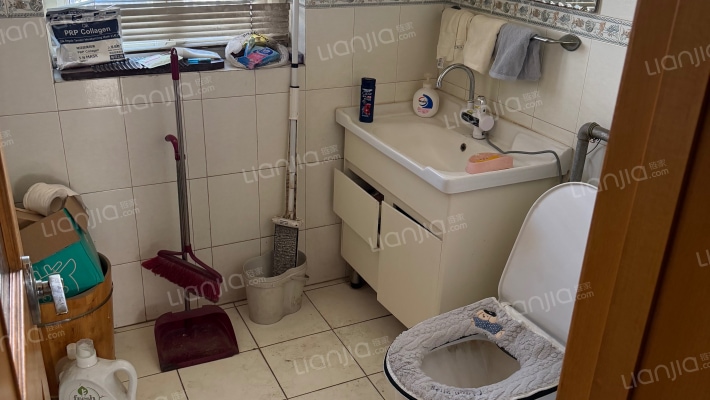 东方家园 3室2厅 南 北-卫生间A