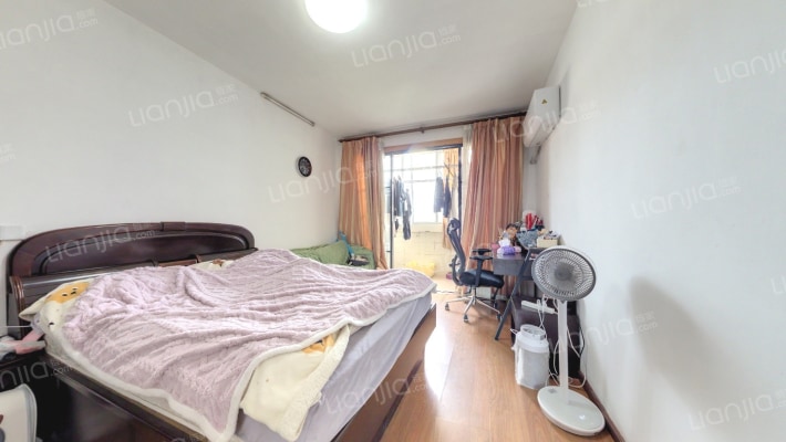 莘松五村二手房实景图