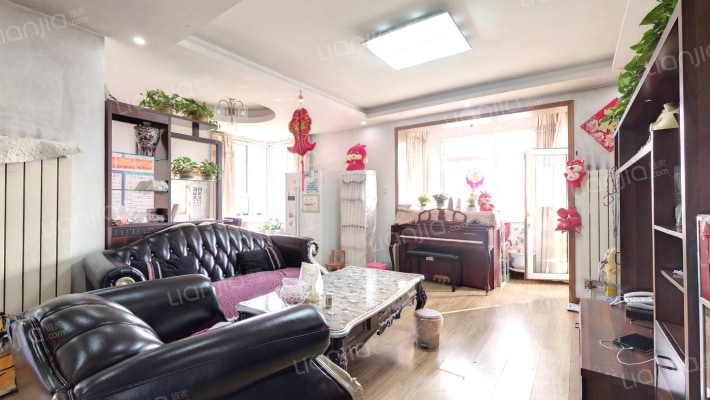 丽园B区二手房实景图