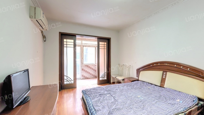 凤凰西街128-138号小区二手房实景图