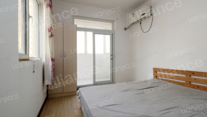 楼层好 视野宽阔 采光充足 ，交通便利-卧室