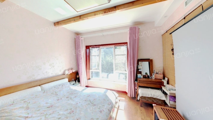 湖光山舍二手房实景图