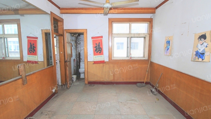 铝制品厂家属院二手房实景图