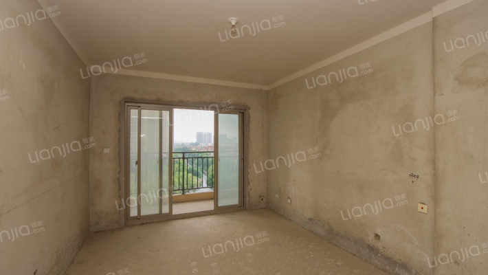 东湖雅苑二手房实景图