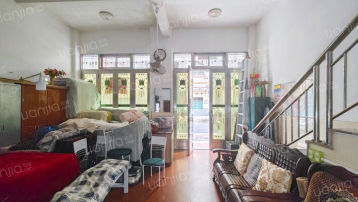 银新中一路二手房实景图