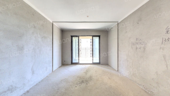 中梁佳兆业壹号院二手房实景图