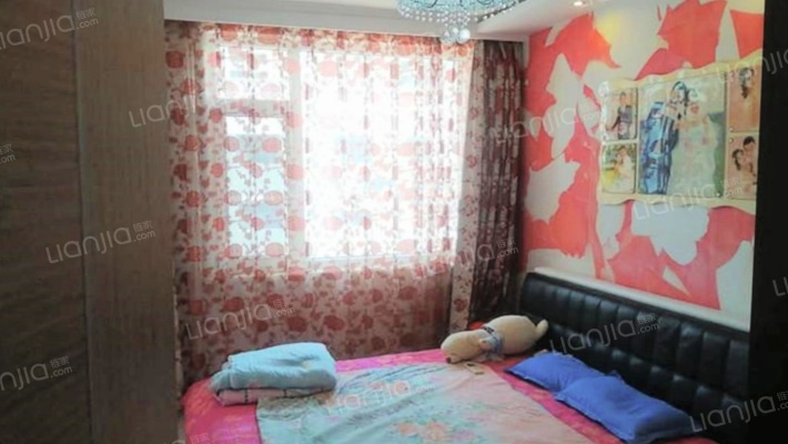 房间宽敞明亮，，环境好，配套设施齐全，生活便利-卧室B
