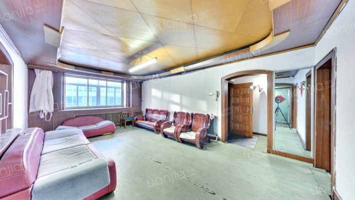 春草小区二手房实景图