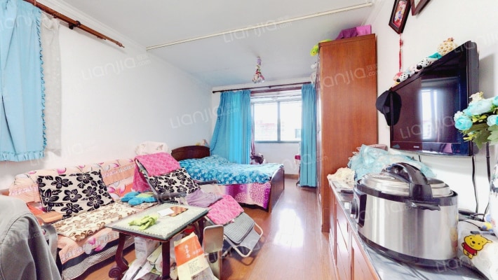 场中路803弄二手房实景图