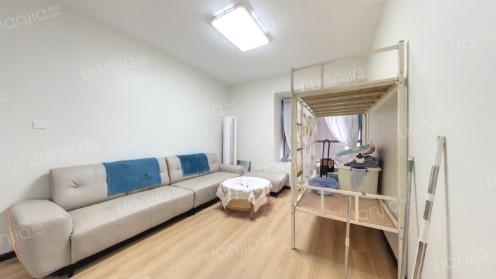 天府豪庭二手房实景图