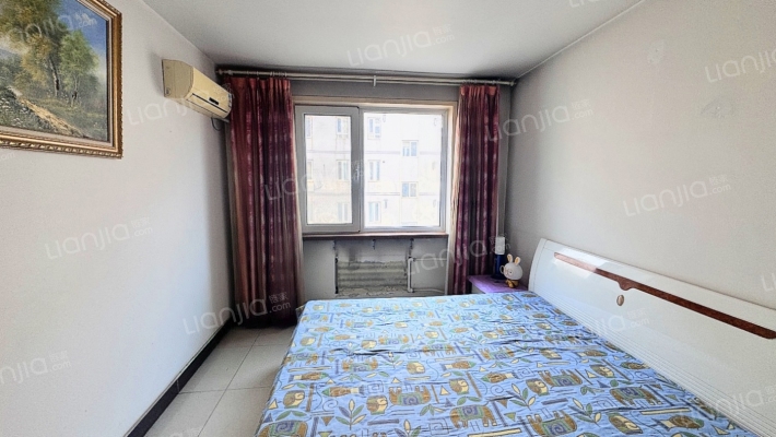 东安小区3层，满五唯一，双卧客厅朝南-卧室B