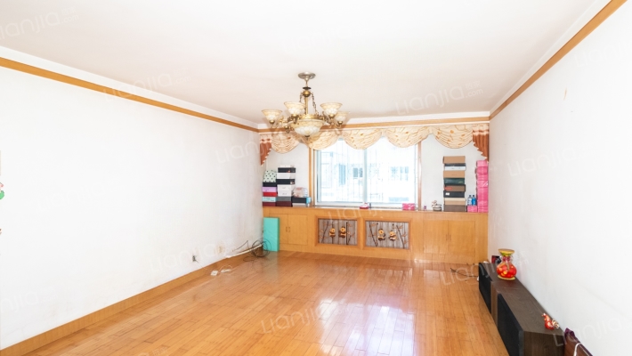 宝石馨园二手房实景图