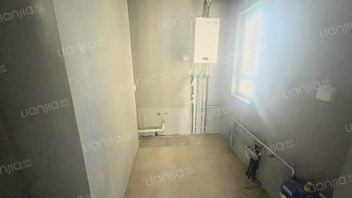 本房源户型方正，采光通风良好，低总价，适合刚需过渡-厨房