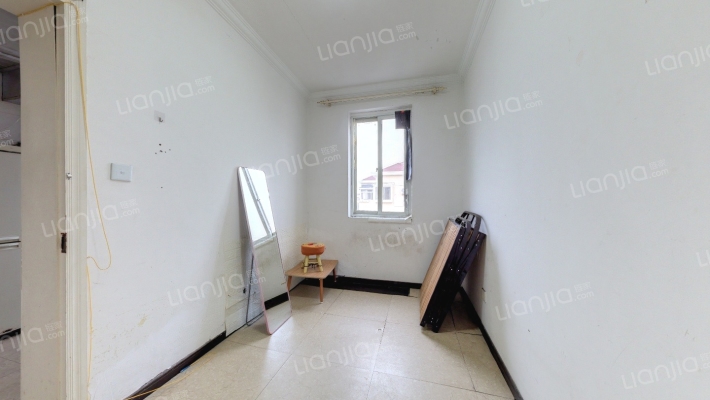 莘松三村二手房实景图