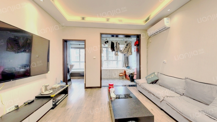 西水铂公馆二手房实景图