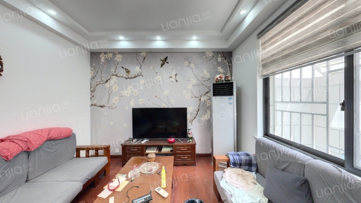 灯塔新村二手房实景图