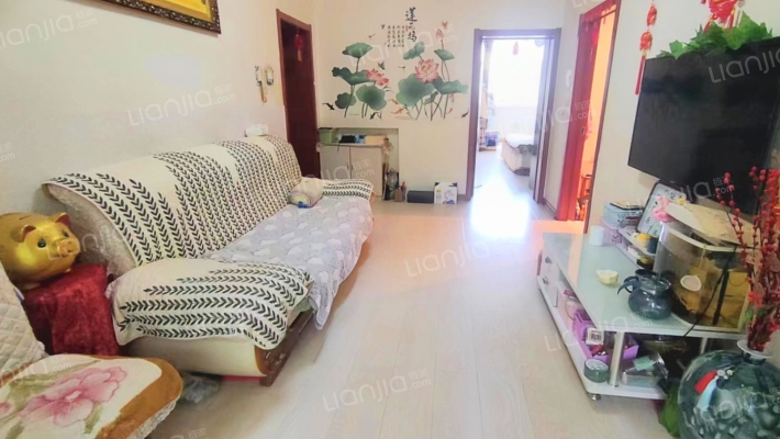 和平四期二手房实景图