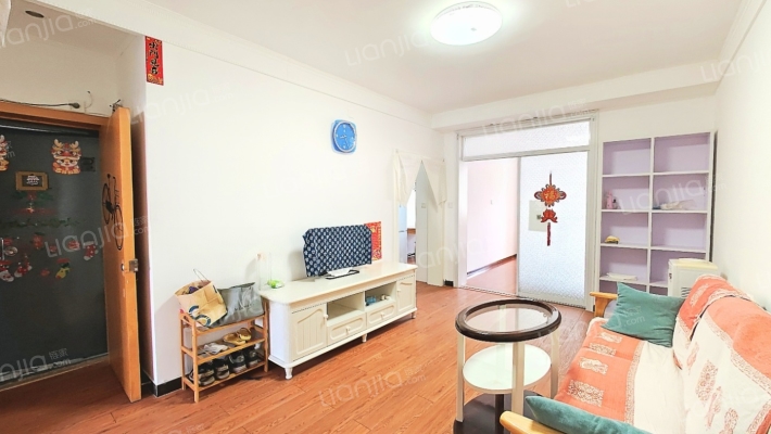 育蕾幼儿园宿舍二手房实景图