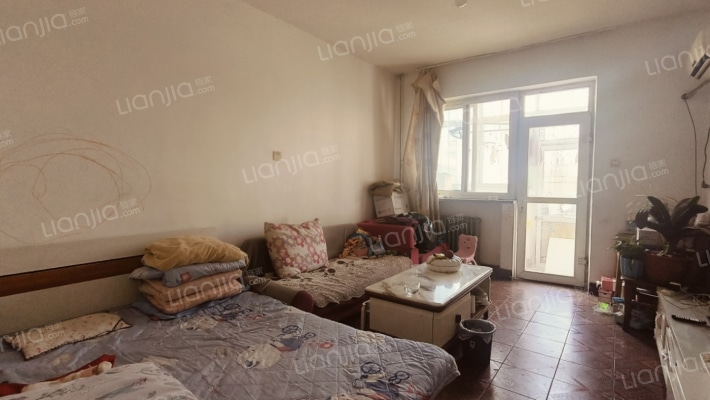 卫生局小区二手房实景图