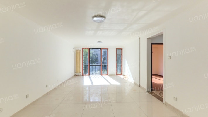 柏林爱乐一期二手房实景图