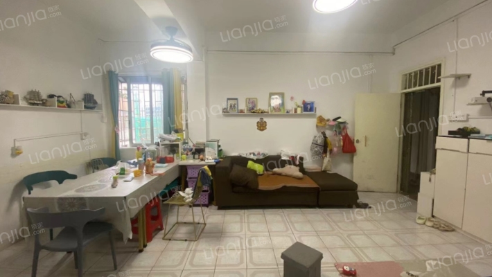 新芬路一巷二手房实景图