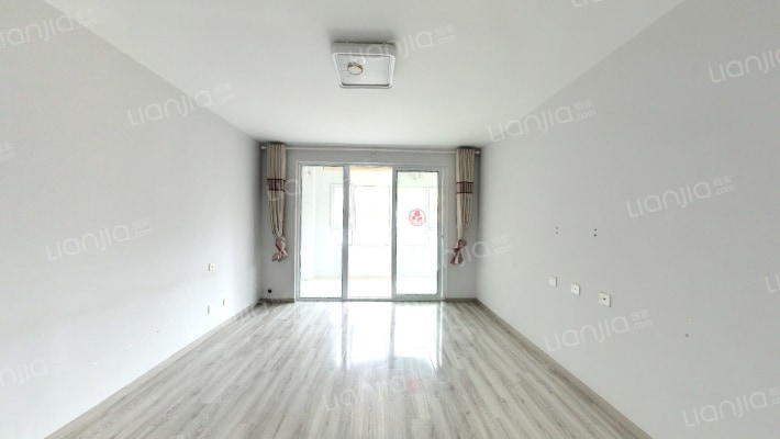 蓝光公园1号二手房实景图