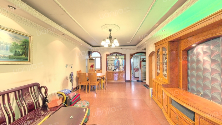 凯旋路112号二手房实景图