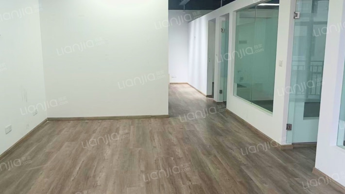 银海金岸二手房实景图