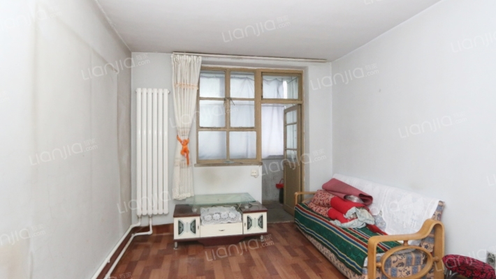 庙底路17号院二手房实景图