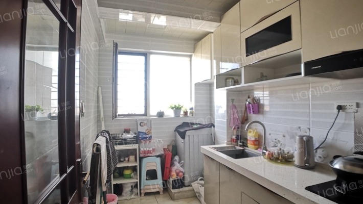 民大南侧 2019年交付  室内近期现房  有房证的房子-厨房
