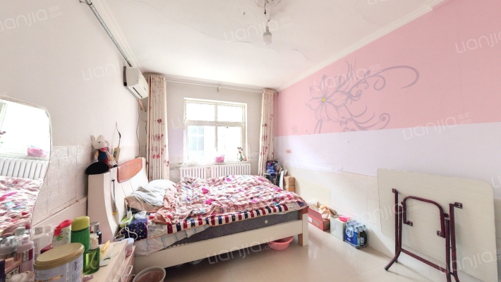 凤凰山路街二手房实景图