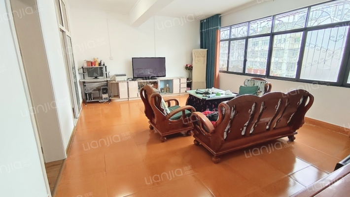 金路缘小区二手房实景图