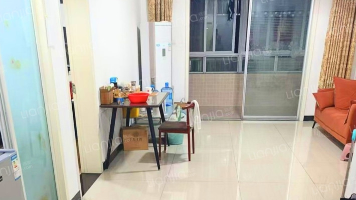 水岸华府二手房实景图