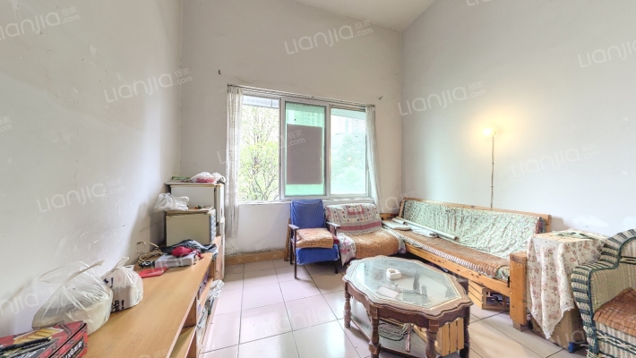 渝州路129-1二手房实景图