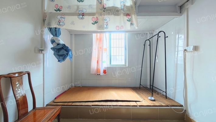 新港西路160号大院二手房实景图