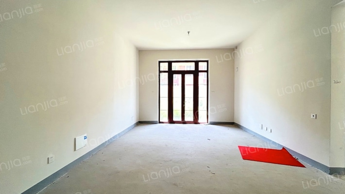 融创唐宁墅二手房实景图