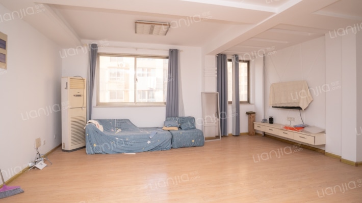 河滨佳园二手房实景图