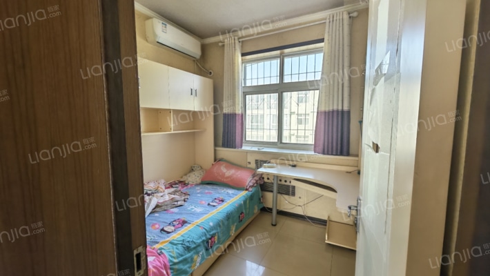 宏远二号院 3室2厅 南 北-卧室C