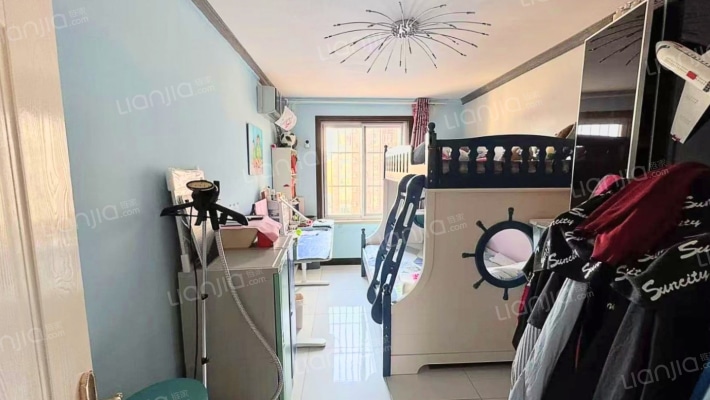 东兴南街电梯房，精装两居室 南北通透好楼层 交通便利-卧室B