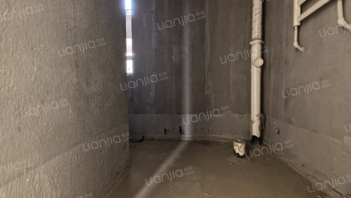 桃源新都孔雀城，南北通透三居，中高楼层-卫生间