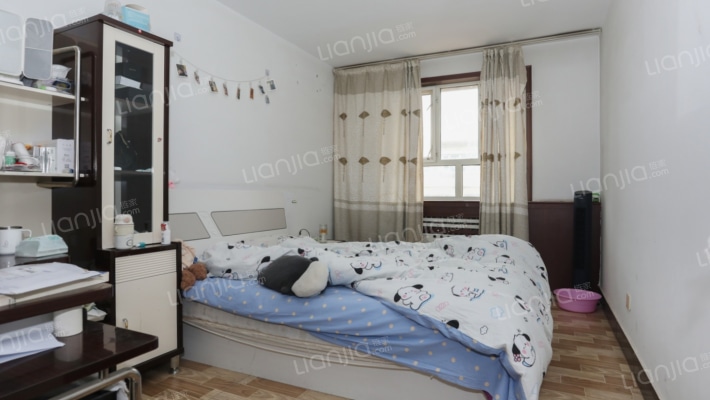 逸然小区二手房实景图