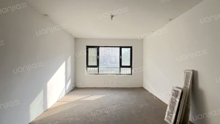 舜威天境二手房实景图