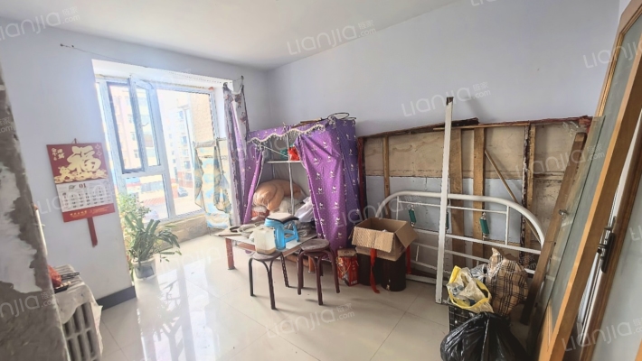 万兴社区新景园小区二手房实景图