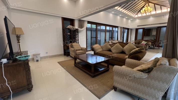 绿城蓝湾小镇·隐庐二手房实景图