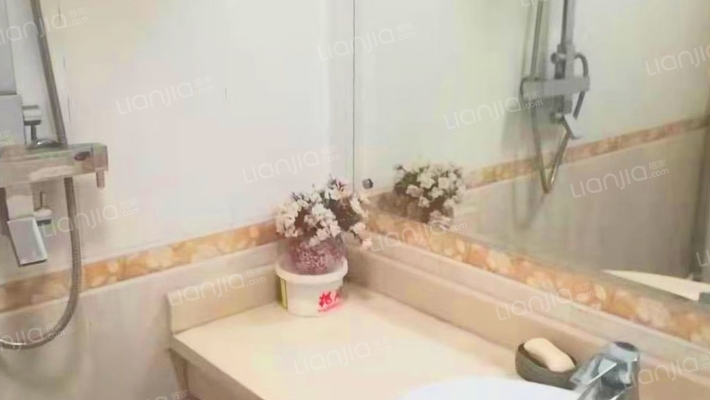 物探局小区   宝石花  集中供暖-卫生间