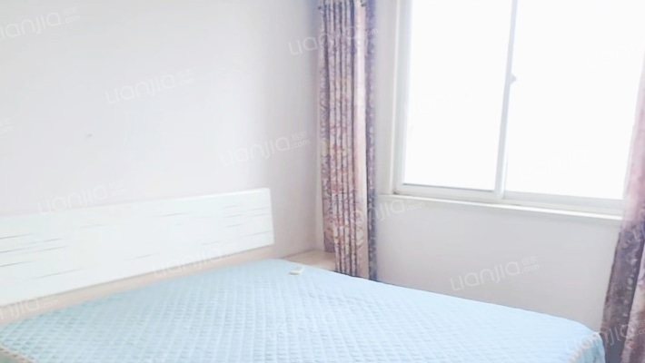 德信公园南侧 电梯房 两梯两户 南北通透三居-卧室C