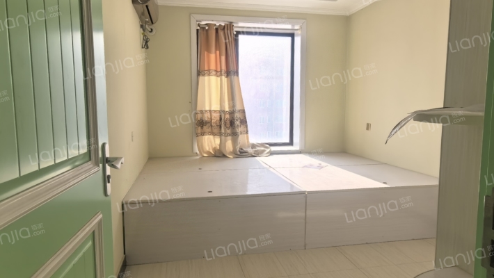 10多万精装集中供暖两居环境好有本-卧室A