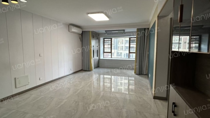 馨园雅居二手房实景图